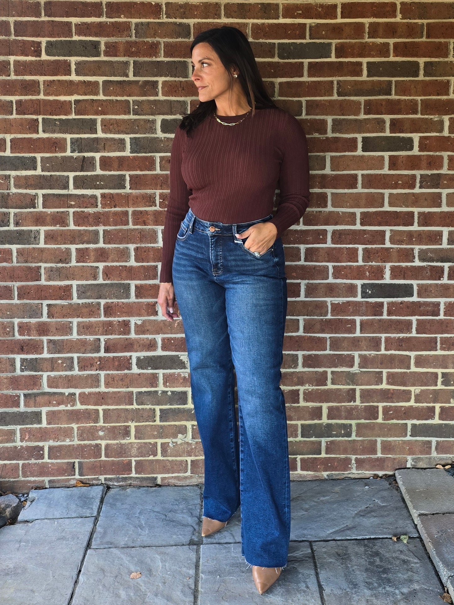 Ribbed Fitted Knit Top