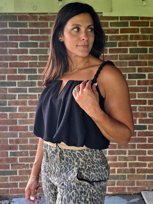 Twist Strap Bubble Hem Notch Top