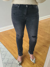 Load image into Gallery viewer, Vintage Wash Black Skinnies
