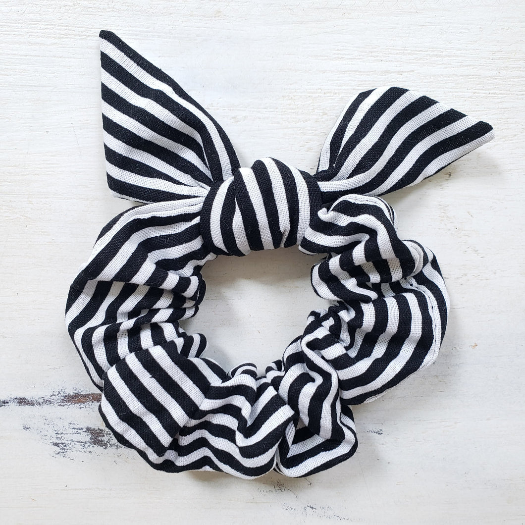 Black & White Stripe Bow Scrunchie